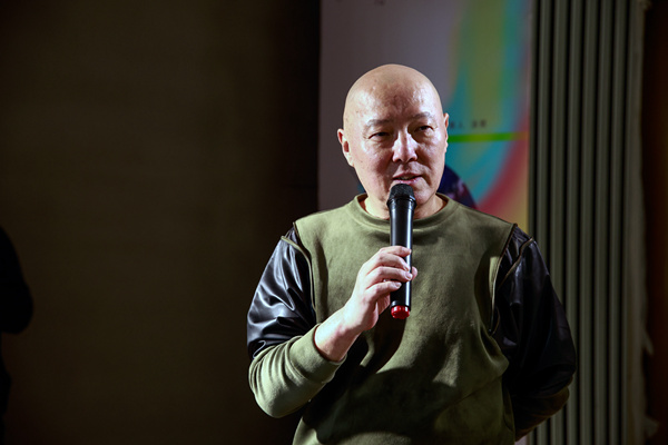 “以光影致敬时代精神——付增凯摄影展”在京开幕
